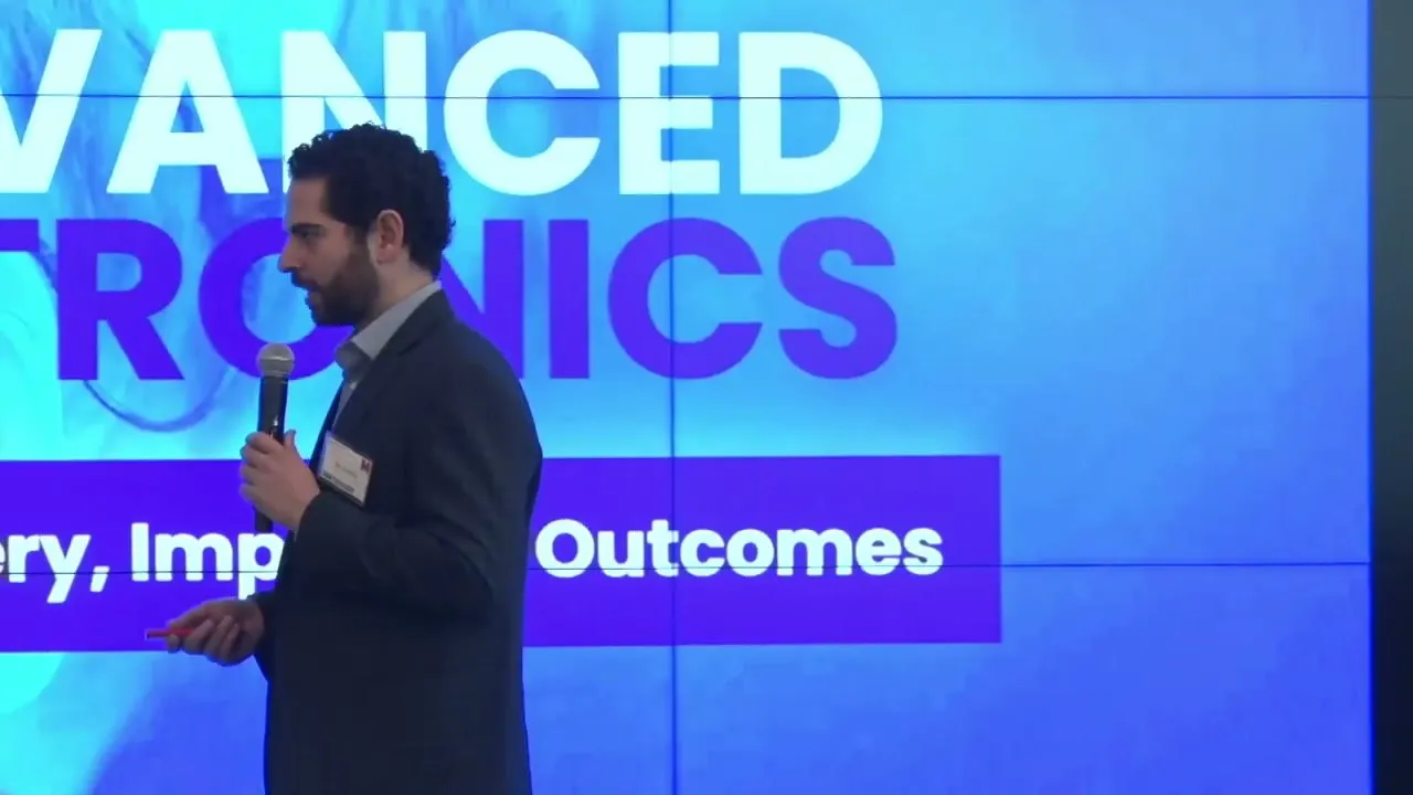 Jay Reddy pitching Advanced Optronics at the 2022 McGinnis Venture Competition.